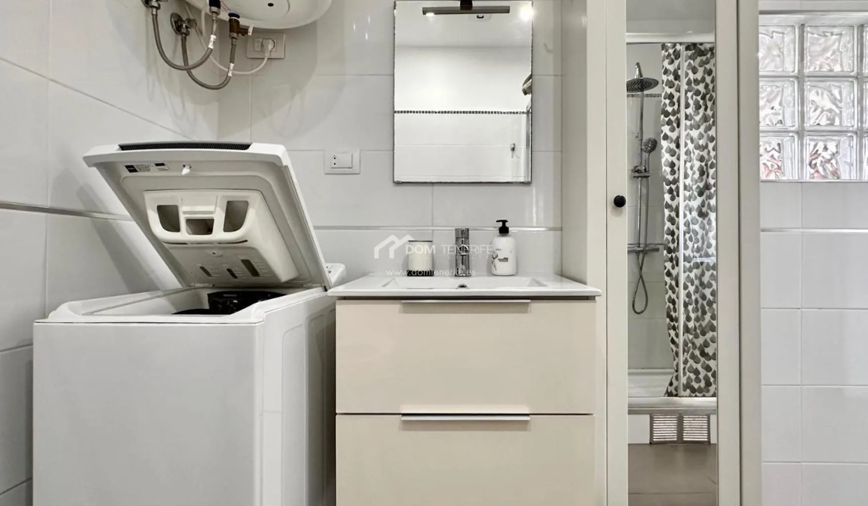 Complex Orlando, 1 Bed Modern Apartment Costa Adeje  Spain